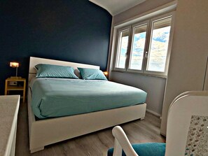 مكواة/لوح كي وواي فاي مجانًا