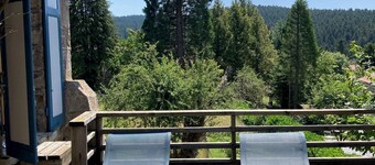 Fully equipped wooden chalet for 8 people with sauna in Nordic ski resort