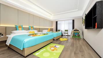 Tomannsrom – elite, byutsikt | Sengetøy av topp kvalitet, minibar, skrivebord og blendingsgardiner