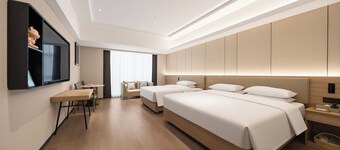 Shanghai Joy International Resort Hotel (Wild Animal Park)