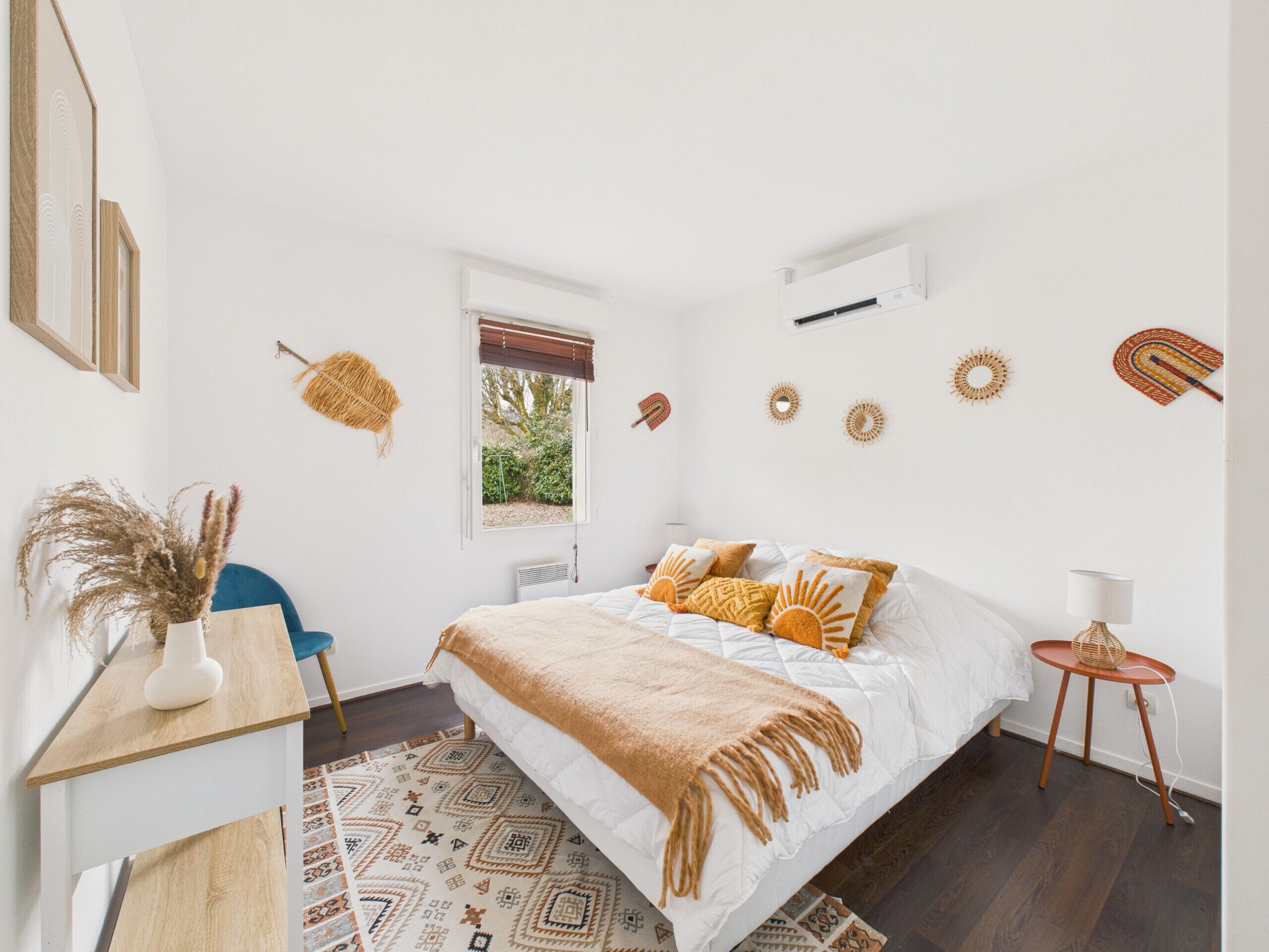 3 bedrooms, iron/ironing board, free WiFi