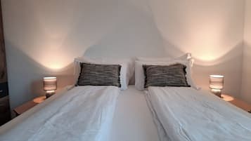 Fer et planche Ă repasser