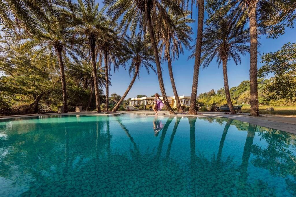 حمّام سباحة خارجي