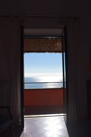Interior - La Fiorita: an oasis of peace suspended between the sky and the sea of Positano (Positano)