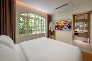 Phòng Suite (Straits) | Két bảo mật tại phòng, bàn, màn/rèm cản sáng 