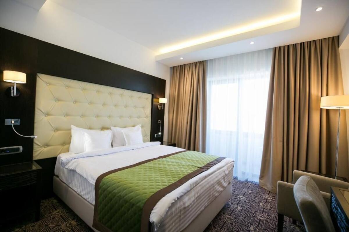 Standard Double or Twin Room, Balcony, Mountain View | In-room safe, soundproofing, iron/ironing board, free WiFi