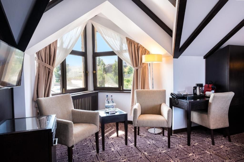 Kamar Double atau Twin Deluks, balkon, pemandangan gunung | Interior