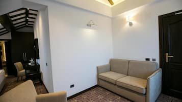 Kamar Double atau Twin Deluks, balkon, pemandangan gunung | Interior