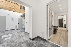 Interior - Casa Vacanze 'Da Rosy' – Modern Comfort Near Poetto Beach and Nature (Quartu Sant'Elena)