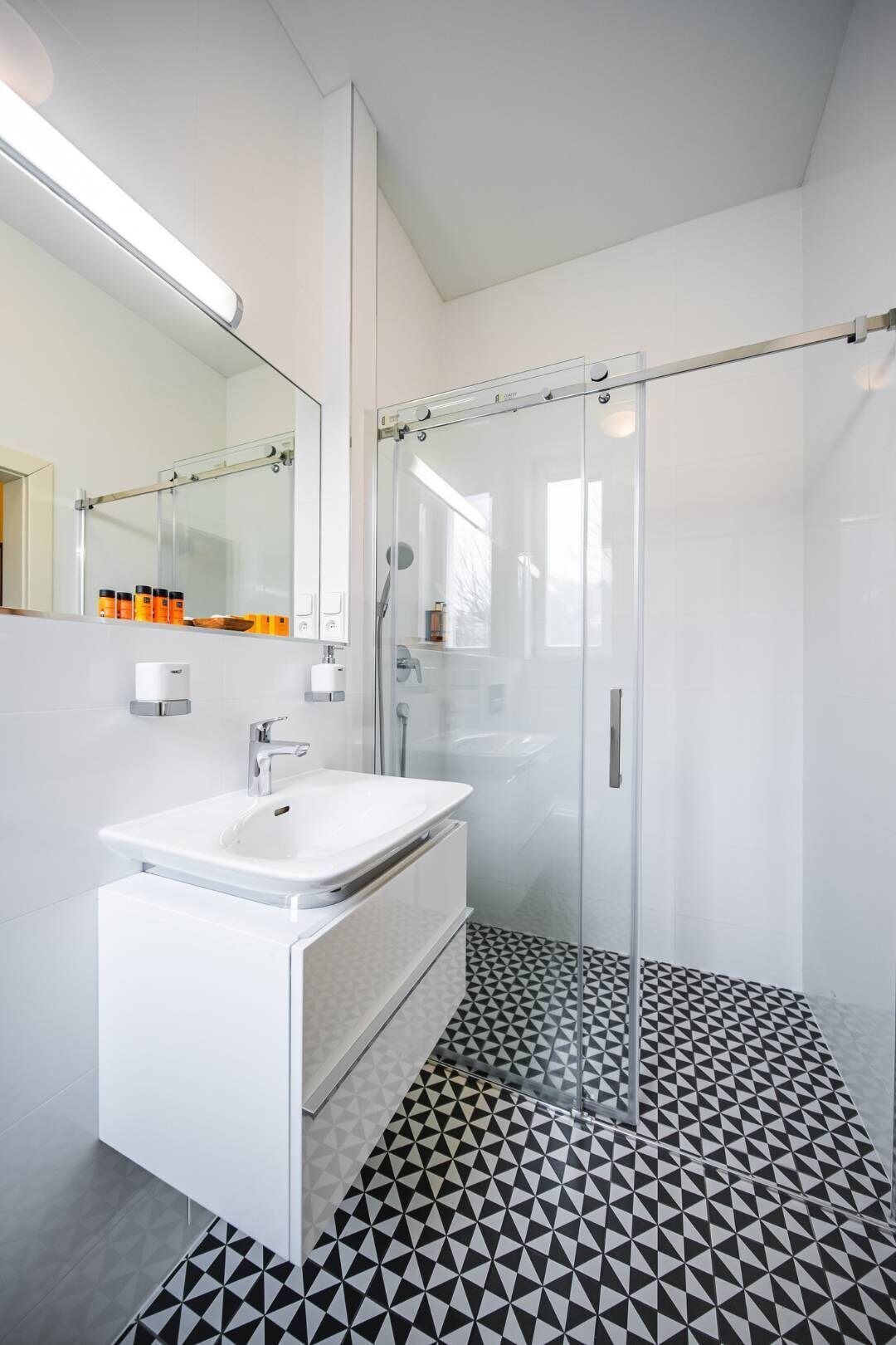 Suite Deluxe | Bany | Sabatilles 