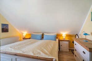 WiFi, bed sheets - Apartment 'Sonnenuntergang' with Balcony and Wi-Fi (Nordstrand)