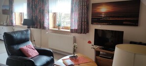 TV - Apartment 'Sonnenaufgang' with Wi-Fi (Nordstrand)