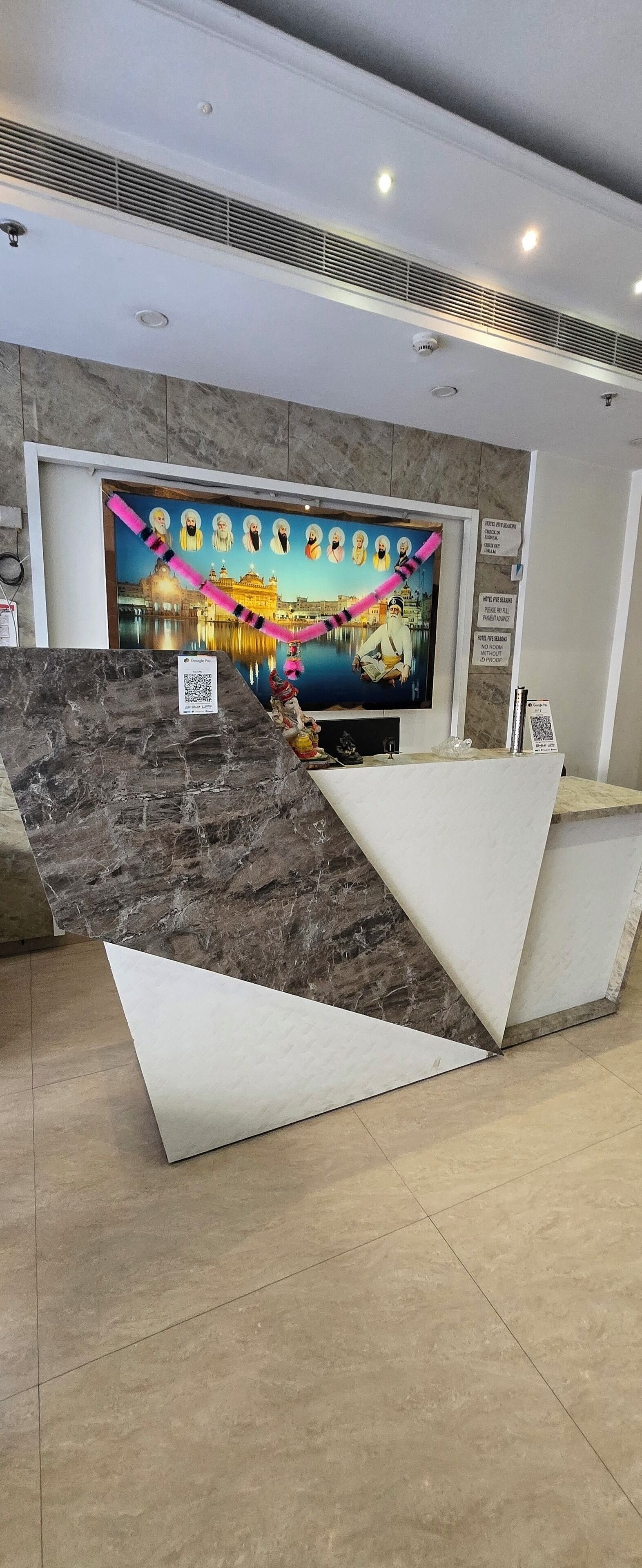 Double Room | Reception