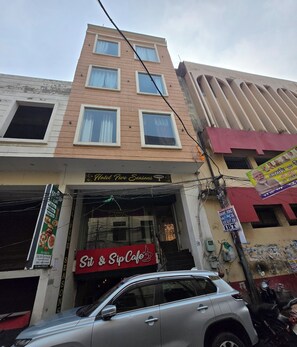 Exterior - Hotel Five Seasons (Amritsar)