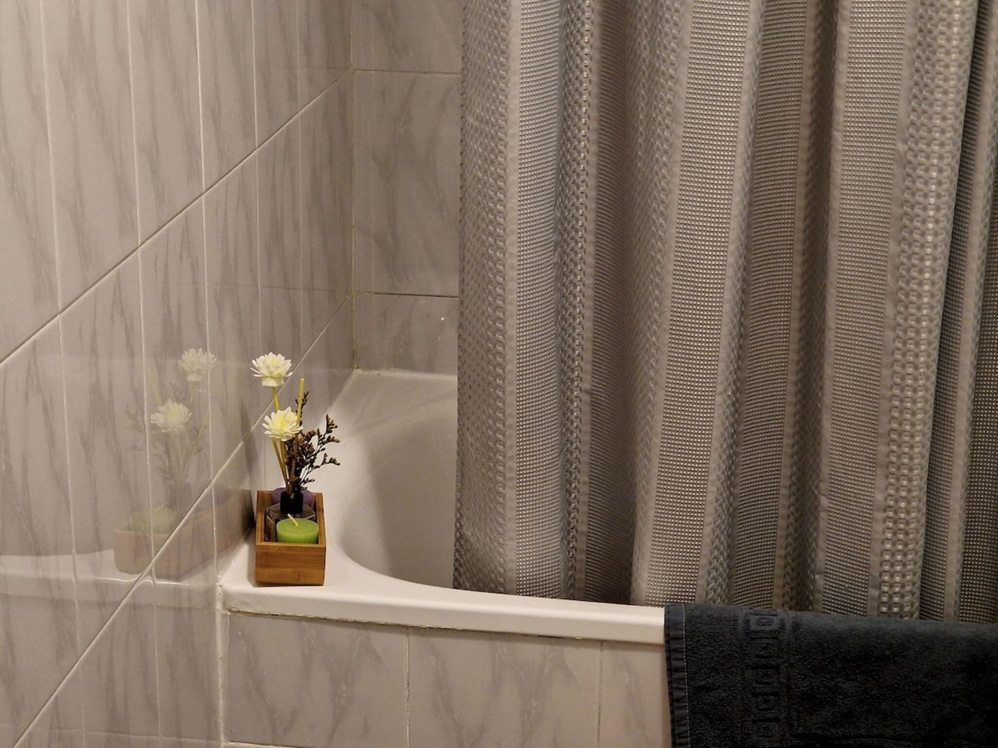 Secador de pelo y toallas