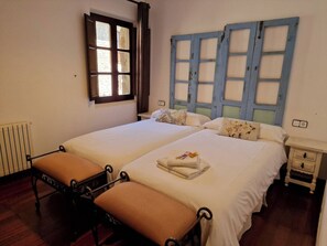 2 bedrooms, free WiFi, bed sheets