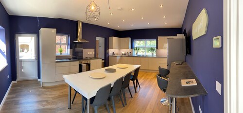 Stunning Barn Conversion great for families and friends