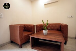 Luxury Apartment, Balcony, Garden View | Interior - Suite 16 Studio Apartment (Gurugram)