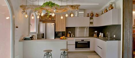 Exclusive-Villa, eigener Pool, Parkblick | Innendetails