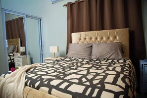 Apartemen, 2 kamar tidur, balkon, pemandangan kolam renang | 2 kamar tidur