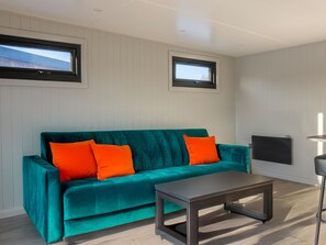 Living area - Lovebird Lodge (Stockton-on-Tees)