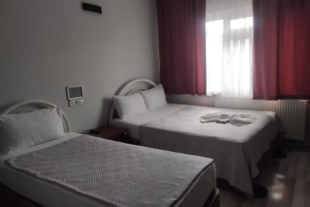 Classic Twin Room, City View | Free WiFi