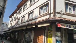 Classic Twin Room, City View | Exterior - YASİN OTEL (Konya)