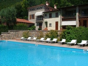 Piscine extérieure