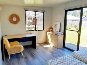 Nhà, 5 phòng ngủ, phù hợp cho người khuyết tật, sân hiên