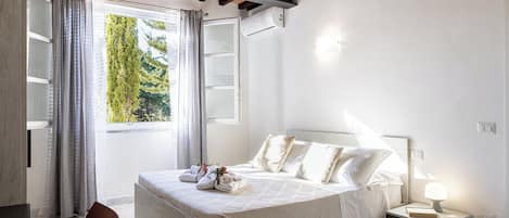 2 makuuhuonetta, silitysrauta/-lauta, Wi-Fi, vuodevaatteet