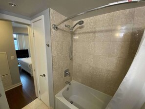 Hiustenkuivaaja, pyyhkeet