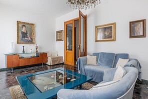 Living area - Casa Garbo by Wonderful Italy (Bologna)