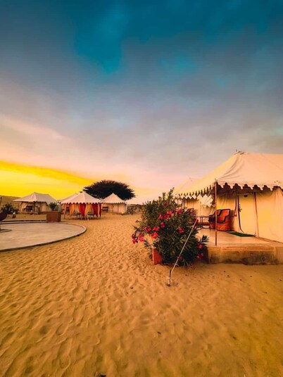 Lohagarh Desert Resort