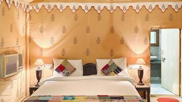 Super Deluxe Swiss Tent | Free WiFi