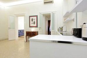 Interior - ELEGANT APARTMENT IN THE HEART OF ROME-NAVONA AREA (Roma)