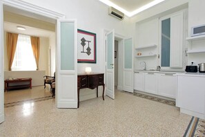 Interior - ELEGANT APARTMENT IN THE HEART OF ROME-NAVONA AREA (Roma)