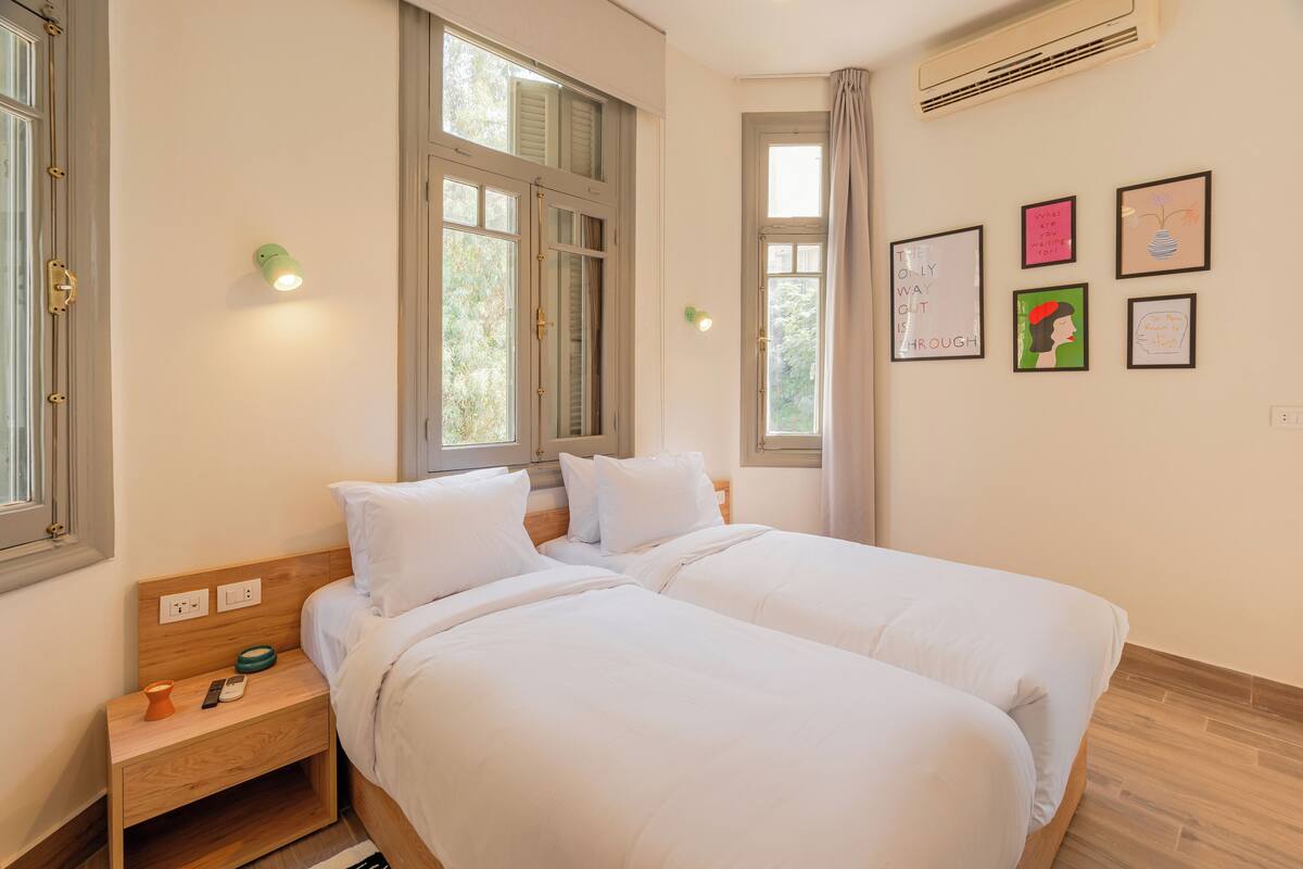 Standard Studio, 2 Single Beds, Balcony, Garden View | Free WiFi, bed sheets