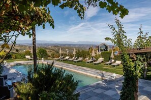 Seasonal outdoor pool - Foresteria Settevie (Piemonte)