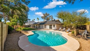 Beheizter Pool
