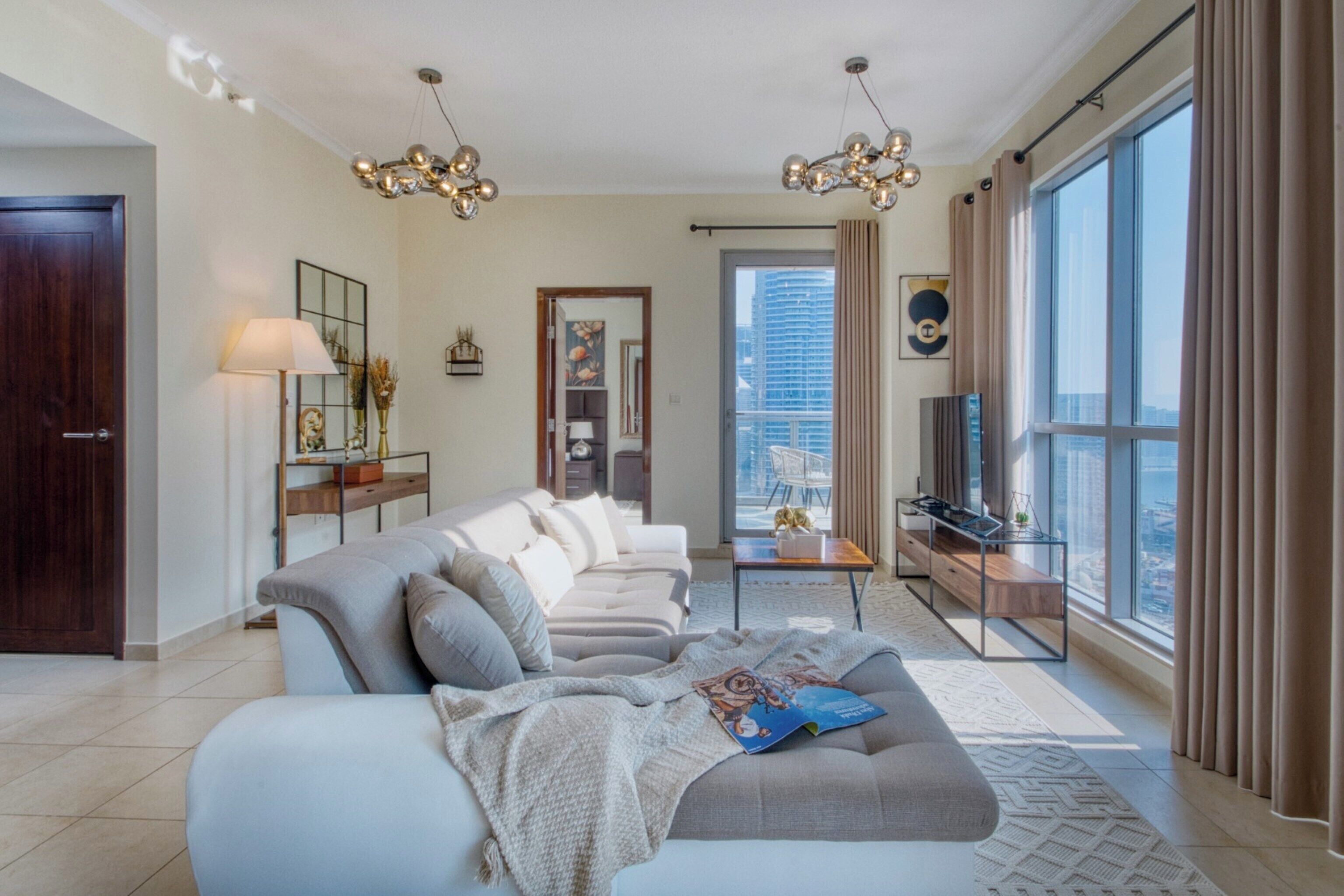 Deluxe-Apartment, 1 King-Bett und Schlafsofa, Balkon, Stadtblick | Innenbereich