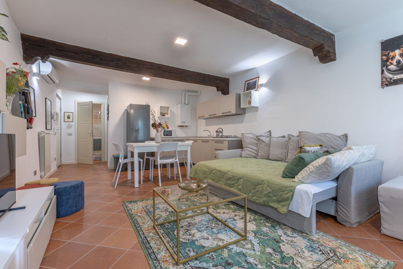 2 bedrooms, iron/ironing board