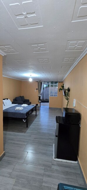 Interior - Kerio Daral Haven (Biretwo)