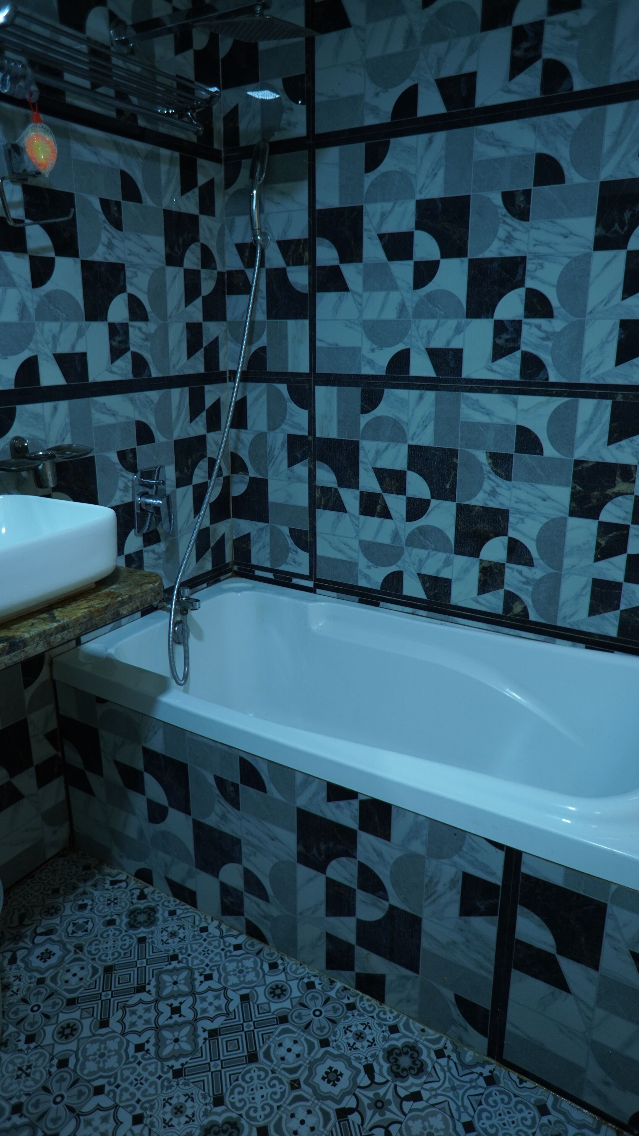 行政双人房 | 浴室 | 淋浴设施、毛巾、肥皂、洗发水