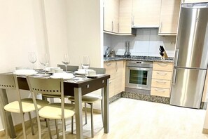 Private kitchen - APARTMENT WITH SEA VIEW (Viveiro)