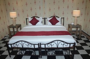 Deluxe Cottage, Mountain View - Pushkar Dhani Camps And Resort (Pushkar)