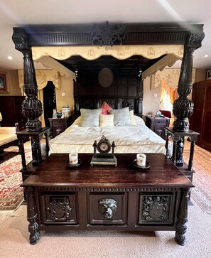 4 quartos, ferros/tábuas de passar roupa, Wi-Fi de cortesia