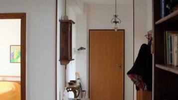 Bügeleisen/Bügelbrett, WLAN, Bettwäsche