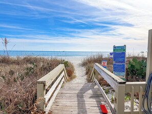 On the beach - Sea Marsh I 404 - 3BR/2.5BA completely renovated condo with oceanfront pool, ocean access, and modern coastal comforts. (North Myrtle Beach)