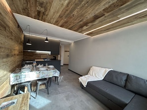 TV - Charming ski apartment 5 pers, Montgenèvre, parking (Montgenèvre)