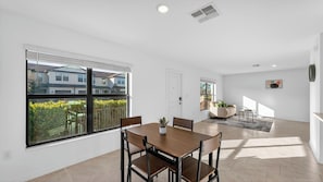 Dining - Sunny Escape | Fresh, Modern Townhome Near Beaches (Port Charlotte)